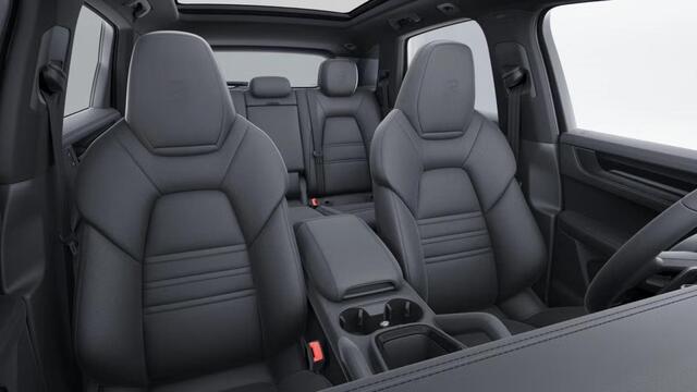 Porsche CAYENNE E-Hybrid Black Edition