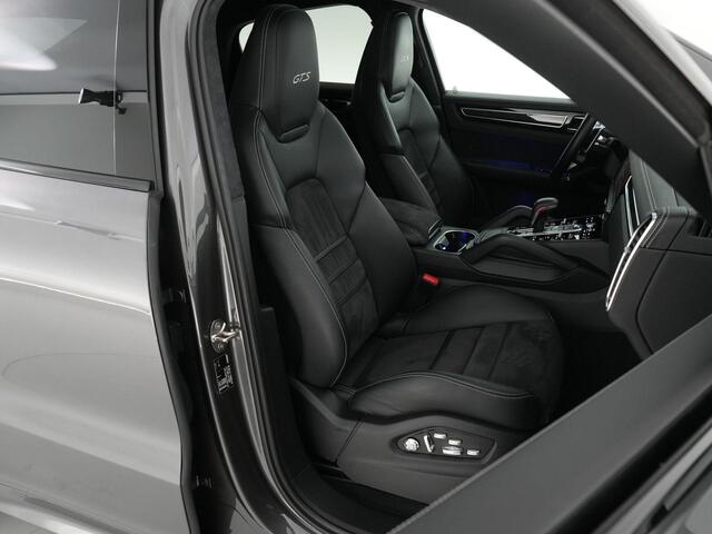 Porsche CAYENNE Coupé GTS 4.0 460pk |dealer onderhouden|Approved 2028|pano|carbon ext|matrix LED|chrono|sport design|Bose|18-voudig|HUD|memory|360 camera|Apple Carplay|blind spot|21"|