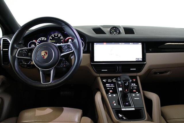 Porsche CAYENNE Coupé 3.0 E-Hybrid Sport Chrono - Panorama - Matrix - Trekhaak