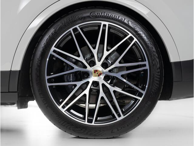 Porsche CAYENNE Coupé E-Hybrid