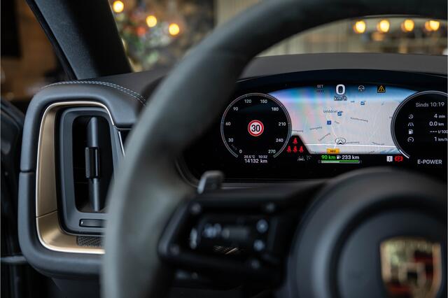 Porsche CAYENNE Coupé 3.0 E-Hybrid | Massage | Innodrive | trekhaak | 360 | PASM | Matrix | Bose