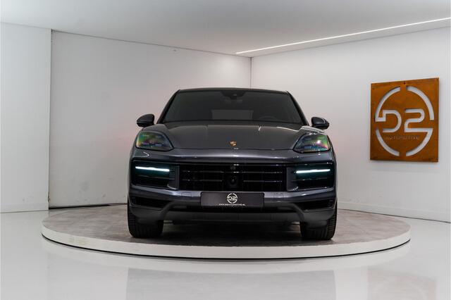 Porsche CAYENNE Coupé 3.0 E-Hybrid 462PK | InnoDrive | Bose | Trekhaak | Sportchrono | VOL! Fabrieksgarantie