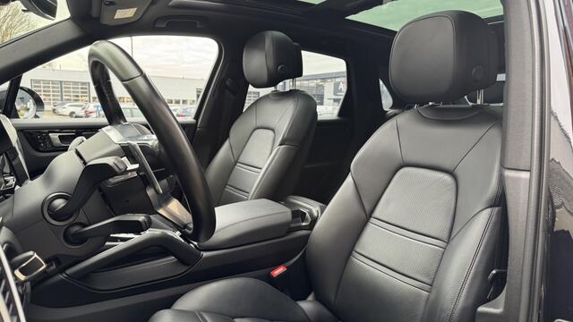 Porsche CAYENNE 3.0 E-Hybrid Pano | Camera | Sport chrono