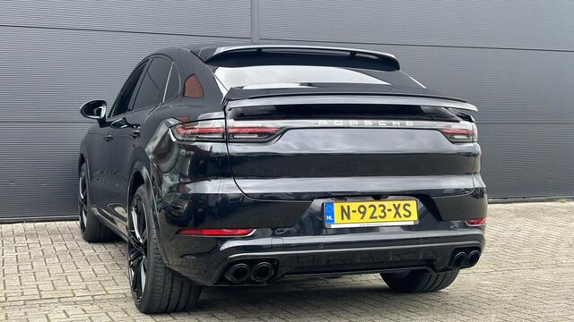Porsche CAYENNE Coupé 3.0 | Pano | Sport Chrono | Stoelventilatie | 22"LMV