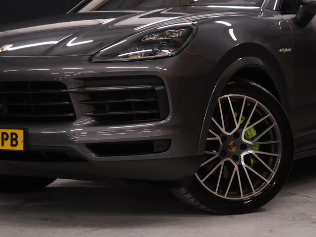 Porsche CAYENNE Coupé 3.0 E-Hybrid [ADAPTIVE SPORT SEAT PLUS, LUCHTVERING, SPORT CHRONO, MEMORY SEATS, APPLE CARPLAY, ADAPTIVE CRUISE CONTROL, BOSE, HUD, 360 CAMERA, PDC V+A, STOELVERWARMING, ELEKTRISCHE ACHTERKLEP, NIEUWSTAAT