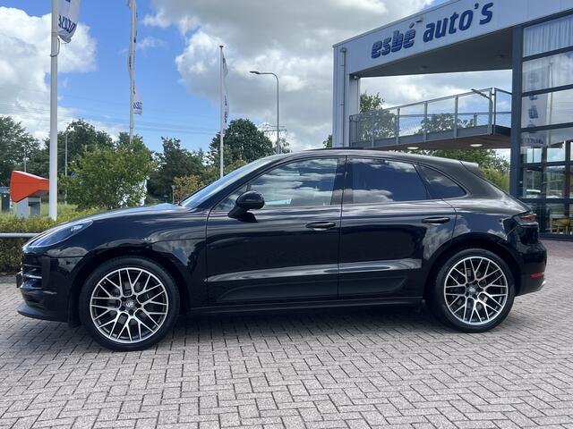 Porsche MACAN 2.0 245 pk Facelift Panoramadak Luchtvering Bose Leer Led Koplampen Dab Camera 21 Inch RS Spyder Velgen NL Auto AWD
