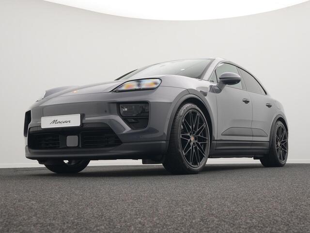 Porsche MACAN 4