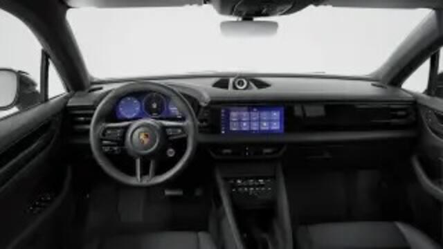 Porsche MACAN 4
