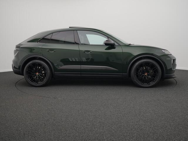 Porsche MACAN 4