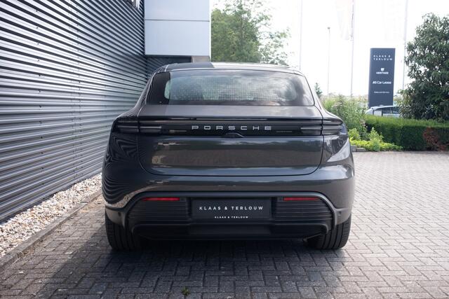 Porsche MACAN Electric Luchtvering/ Panoramadak / BOSE® / NP ¤ 105.046