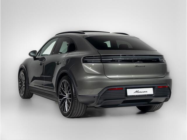 Porsche MACAN 4