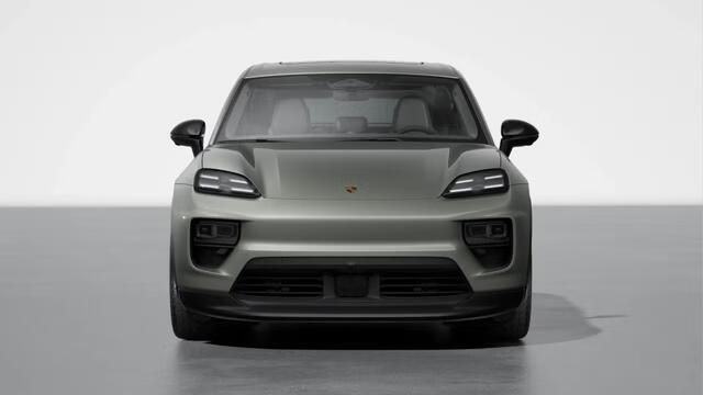 Porsche MACAN 4