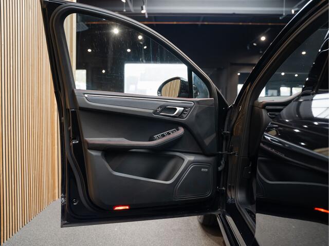 Porsche MACAN 2.9 GTS Luchtvering Pano 2.9 GTS Volleder Alcantara