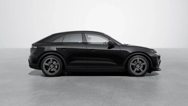 Porsche MACAN 4