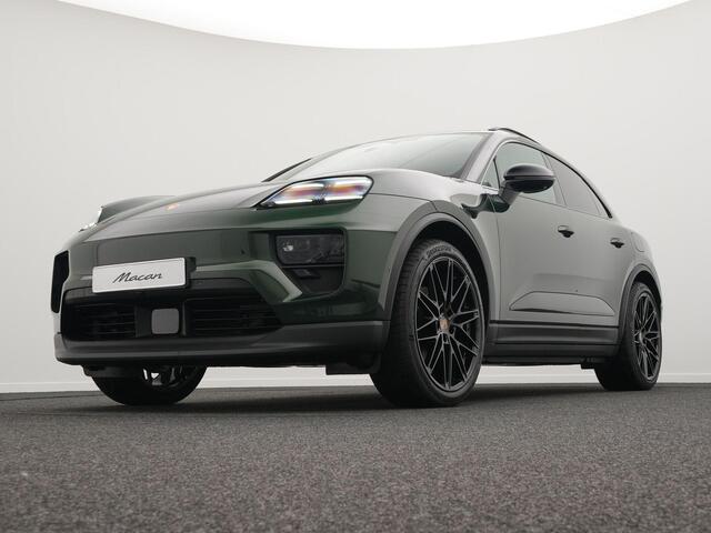 Porsche MACAN 4