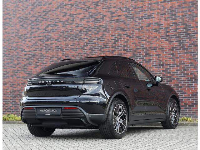Porsche MACAN 4 100 kWh | Pano - BOSE - Chrono
