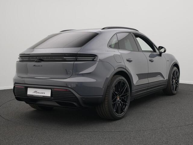 Porsche MACAN 4