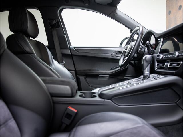 Porsche MACAN Turbo | Luchtvering | Pano | Sport Chrono | Camera |