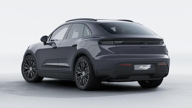 Porsche MACAN 4