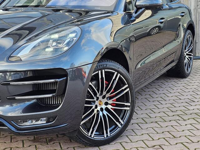 Porsche MACAN 3.6 Turbo | Sport-chrono | Pano | PDLS+ | Trekhaak | Luchtvering | Leder | Stoelverwarming voor & achter | Stoelventilatie | Vol |