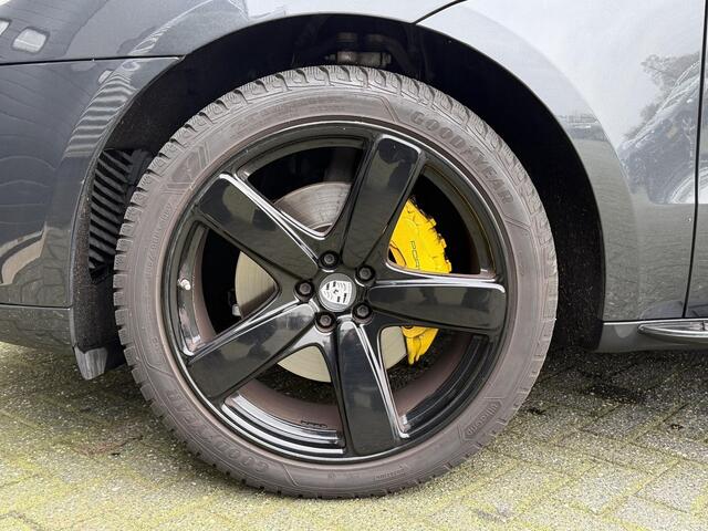 Porsche MACAN 3.0 S Sport Chrono | Panoramadak | 360* Camera | 21 Inch Lichtmetalen Velgen | Elektrische Trekhaak | Sportuitlaat |