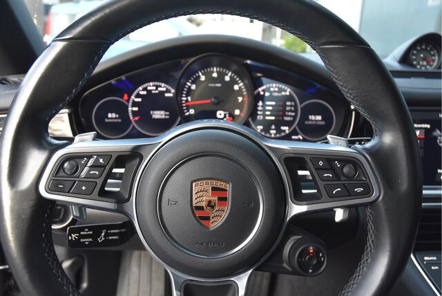 Porsche PANAMERA Sport Turismo 3.0 4