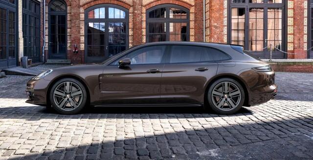 Porsche PANAMERA Sport Turismo 4 E-Hybrid Platinum Edition