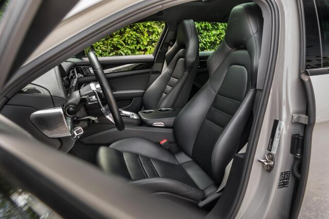 Porsche PANAMERA Sport Turismo 2.9 4 E-Hybrid | SportDesign | ACC | SoftClose | Panorama | SportUitl | Luchtv |