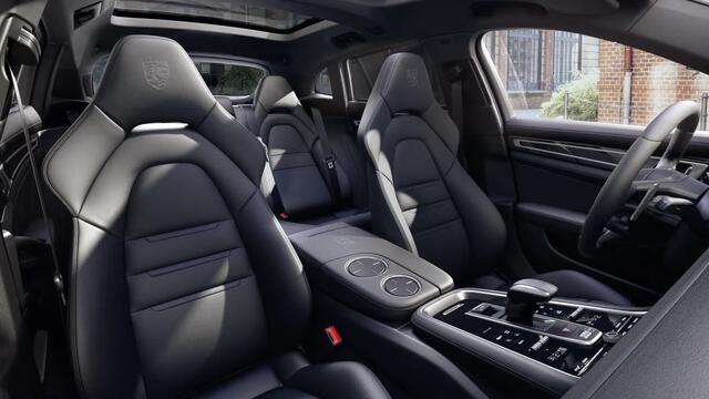 Porsche PANAMERA 4 E-Hybrid Platinum Edition