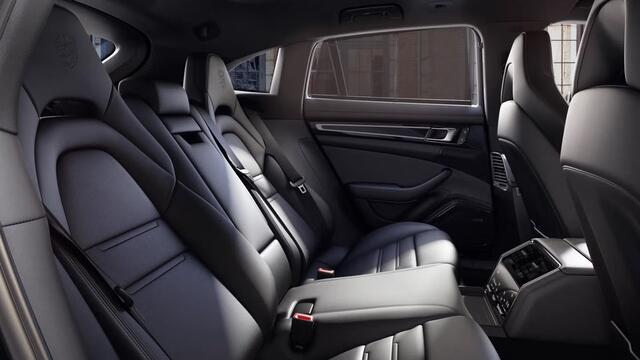 Porsche PANAMERA 4 E-Hybrid Platinum Edition
