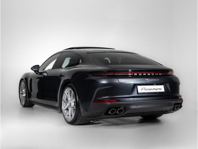 Porsche PANAMERA 4