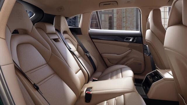 Porsche PANAMERA 4S E-Hybrid Sport Turismo