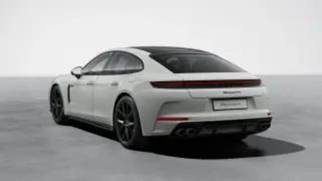 Porsche PANAMERA 4 E-Hybrid
