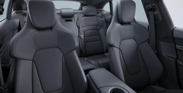 Porsche Taycan Cross Turismo 4