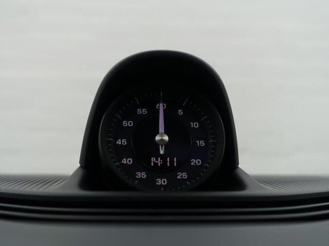 Porsche Taycan 4S Performance 84 kWh- Sport Chrono Pakket, Comfortstoelen 14-voudig, BOSE Surround Sound, Panoramadak