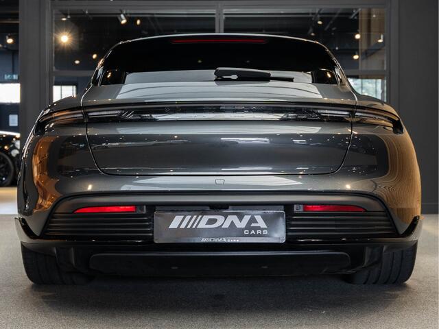 Porsche Taycan Sport Turismo Performance Battery Plus Sport Turismo 79 kWh ACC 21" Pano