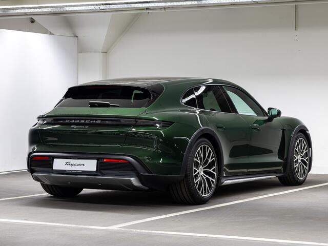 Porsche Taycan 4 Cross Turismo