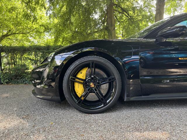 Porsche Taycan Turbo S, Approved tot sept '26, Burmeister, Memory, Stoelk.