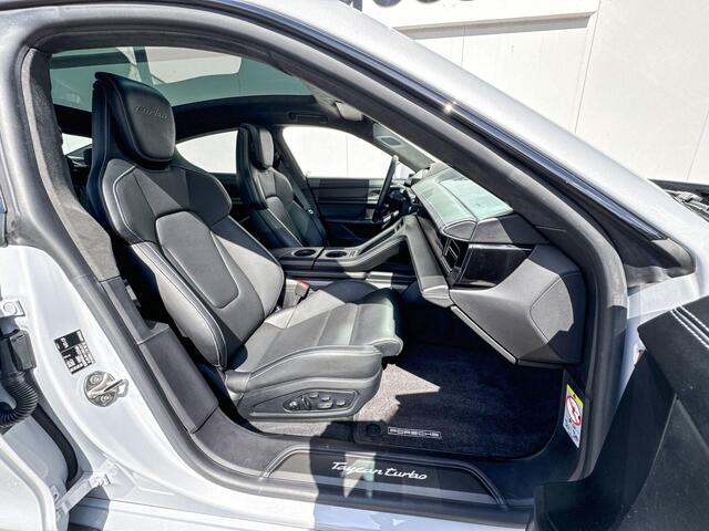 Porsche Taycan Turbo 93 kWh