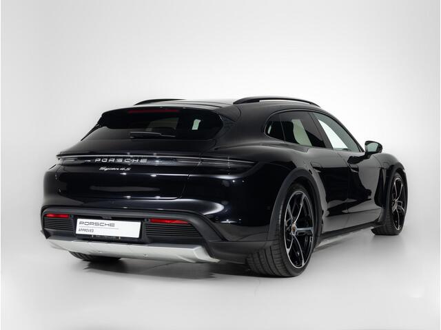 Porsche Taycan 4S Cross Turismo