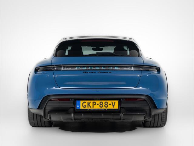 Porsche Taycan Turbo S Cross Turismo