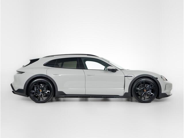 Porsche Taycan 4 Cross Turismo