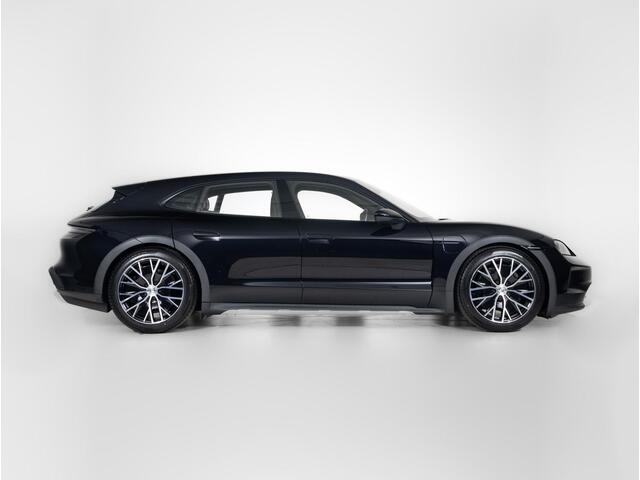 Porsche Taycan 4 Cross Turismo