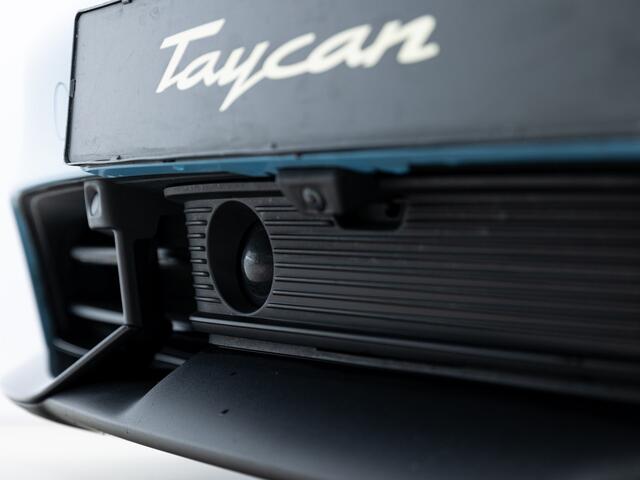 Porsche Taycan Turbo S Sport Turismo