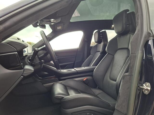 Porsche Taycan Sport Turismo Turbo S 93 kWh 761pk | Burmester | Keramische remmen | Volleder | HUD | SportChrono | Panodak | Bijrijdersdispay | PDCC | Stoelventilatie | 5-pers | SportDesign | InnoDrive| Carbon in/exterieur | Etc.. 247300 nw prijs (Org NL)
