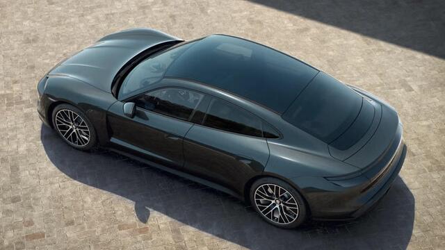 Porsche Taycan 