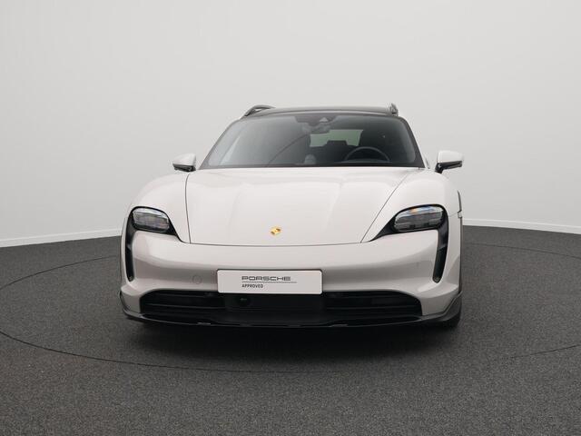 Porsche Taycan Cross Turismo 4