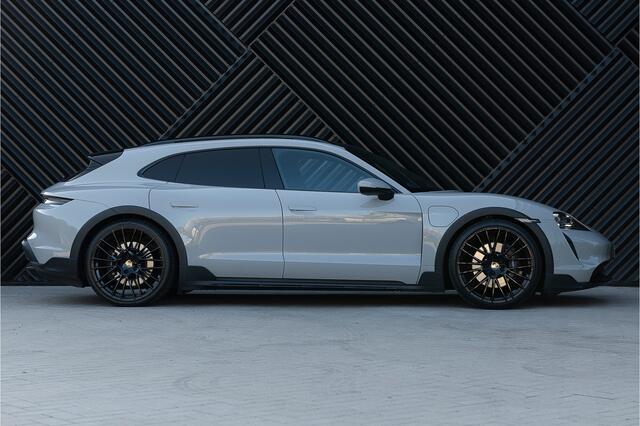 Porsche Taycan Cross Turismo 4 93 kWh ACC Pano Luchtv Camera Ambient Sportchrono Plus