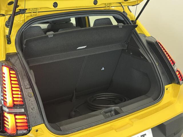 Renault 5 Evolution 40 kWh | Pack Winter | Van: ¤ 29.059,- nu rijklaar voor: ¤ 27.559,-