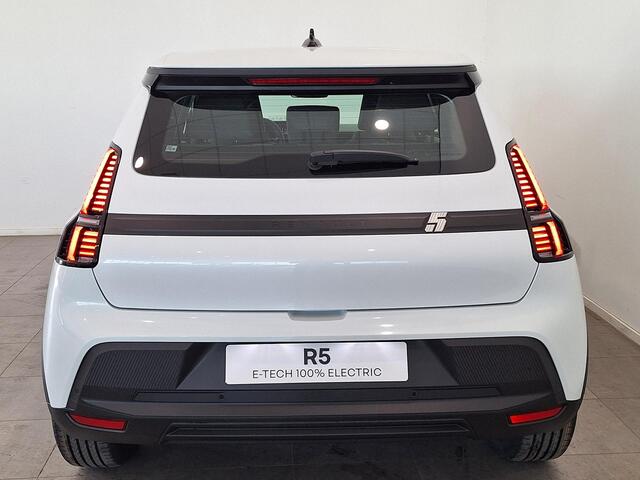 Renault 5 Evolution 40 kWh | Van: ¤ 29.059,- nu rijklaar voor: ¤ 27.559,-